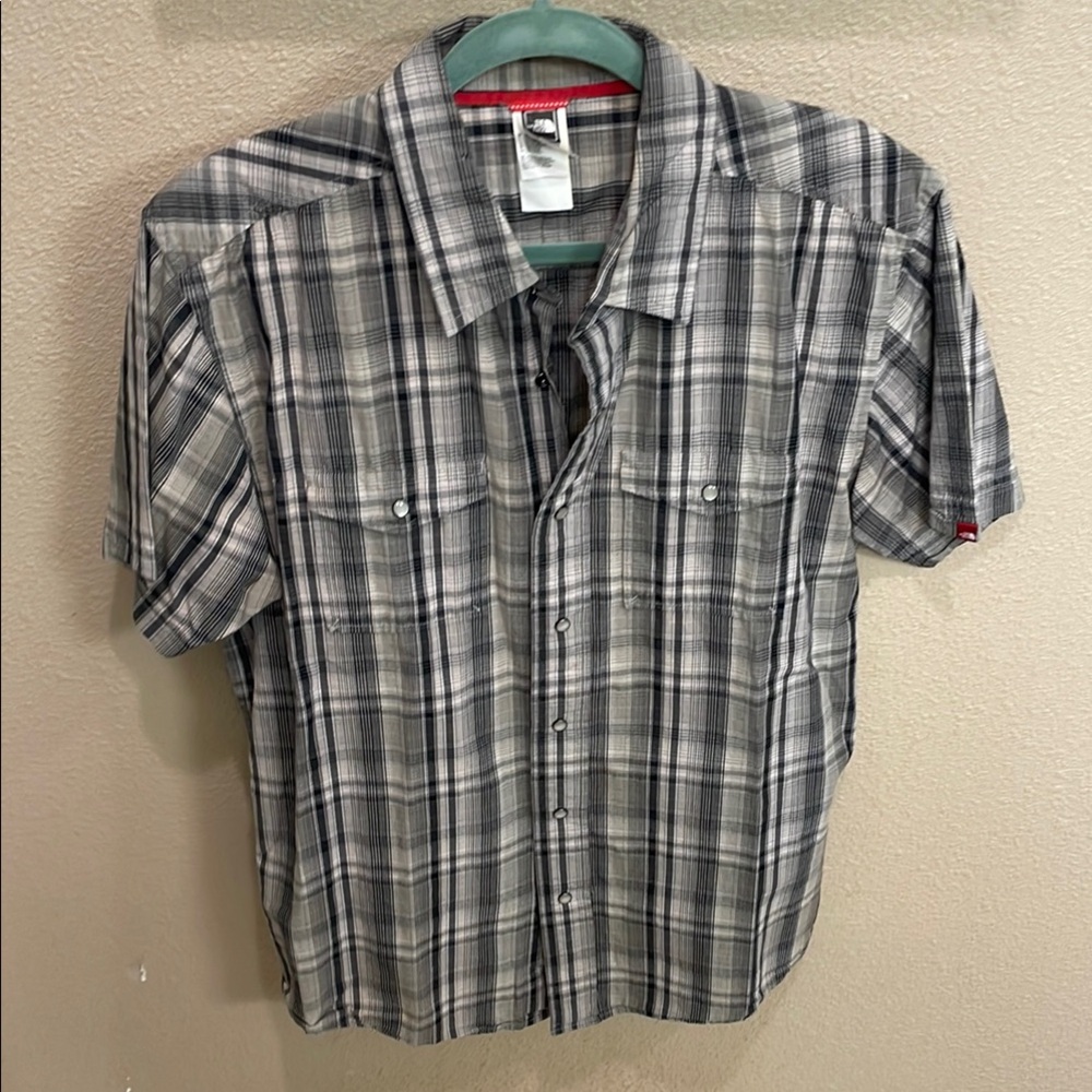 Men's Gray Plaid Shirt